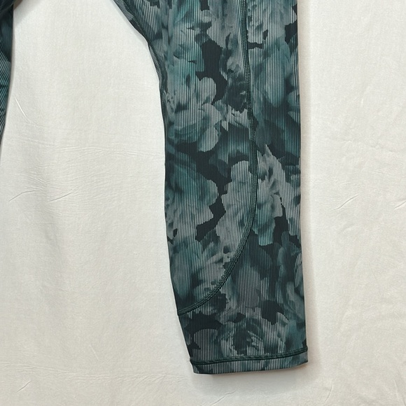 Athleta Tight, Compression, Zip Pockets, Green, NWT in Size 3X - Picture 4 of 16